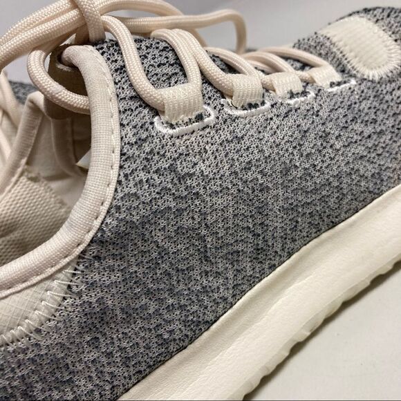 Adidas | Tubular, Women’s Size 7, Blue/gray and white, tie closure - Picture 11 of 12